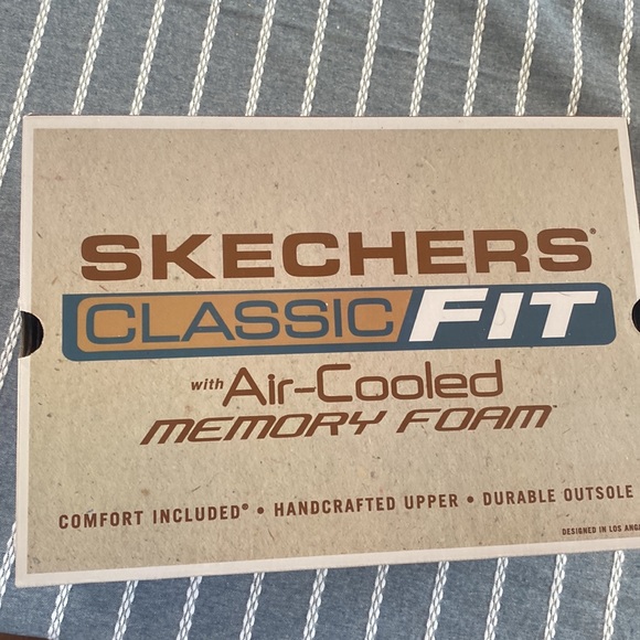 Skechers air cooled memory foam size 13 - Picture 4 of 4